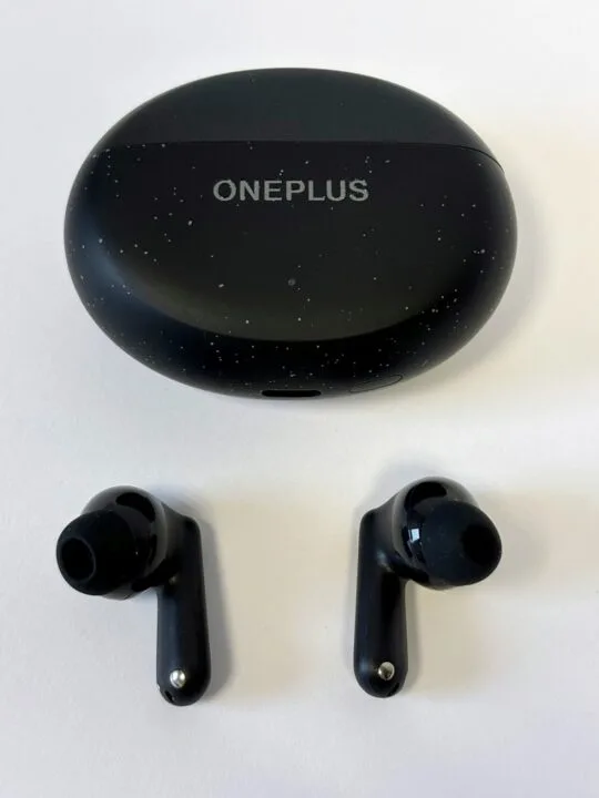 OnePlus Nord Buds 3 Pro z etui