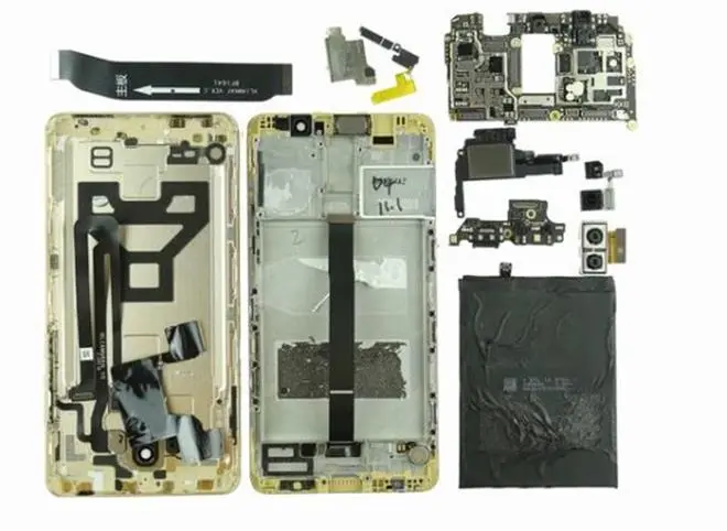 Huawei-Mate-9-Teardown-35-600x400-560x409 Copy