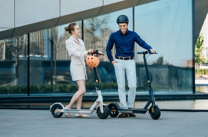 Nowości od Xiaomi: monitor gamingowy, hulajnoga Mi Electric Scooter 3, słuchawki i… frytkownica