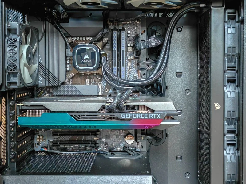 Optimus e-sport Extreme GZ690T-CR1 1