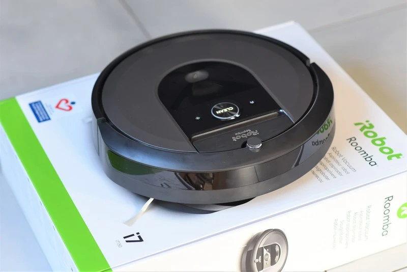 iRobot Roomba i7 5