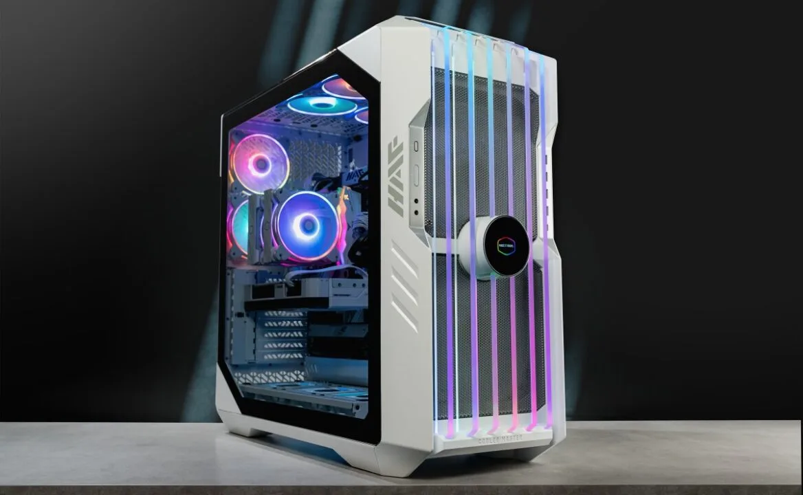 Cooler Master HAF 700 i EVO White. To nie są obudowy dla wrażliwych osób