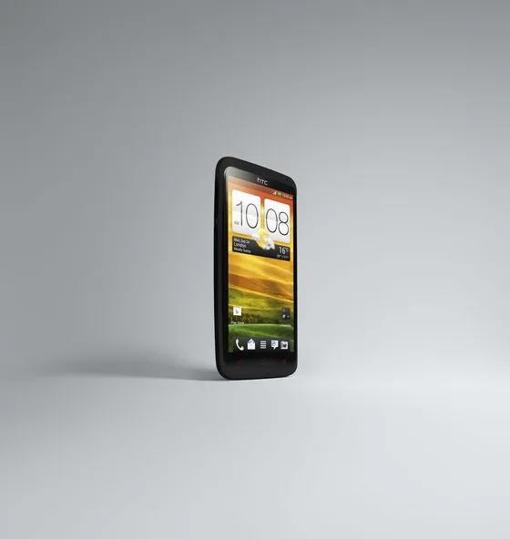 HTC One_X_Right