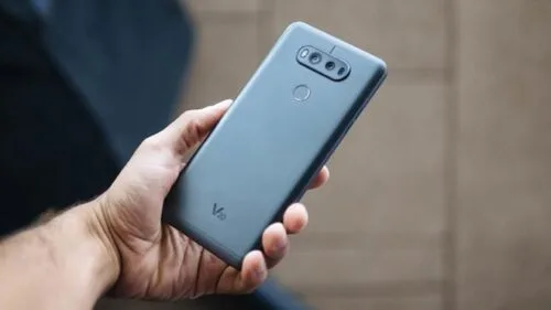 LG V30 nie będzie miał drugiego ekranu?