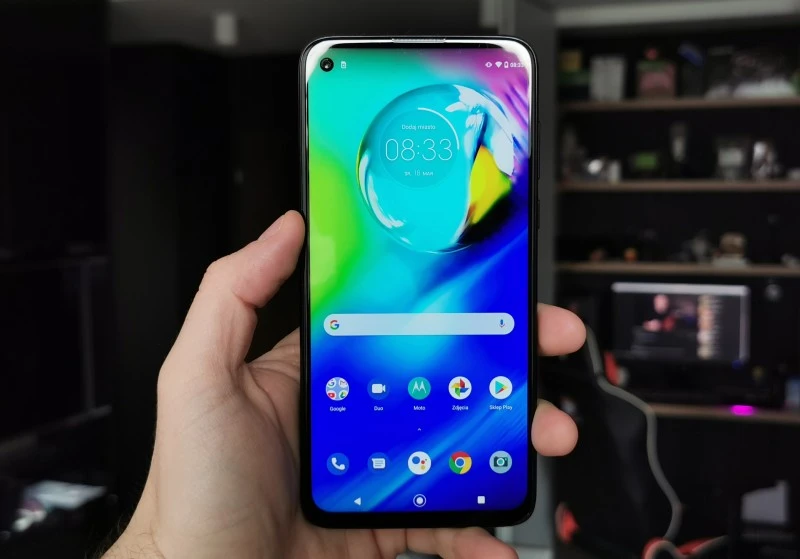 Moto G8 Power – recenzja. Poleciłbym ją w ciemno, ale…