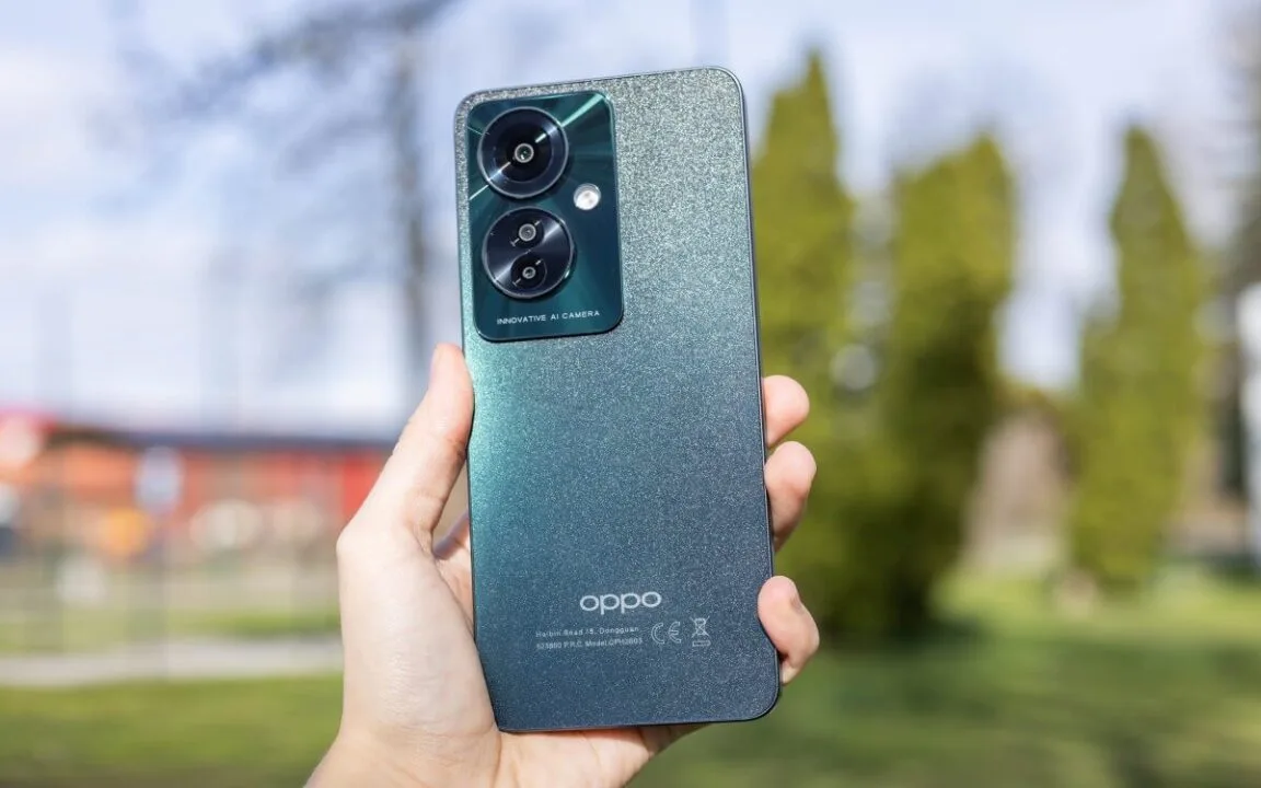 OPPO Reno11 F 5G w kolorze zielonym