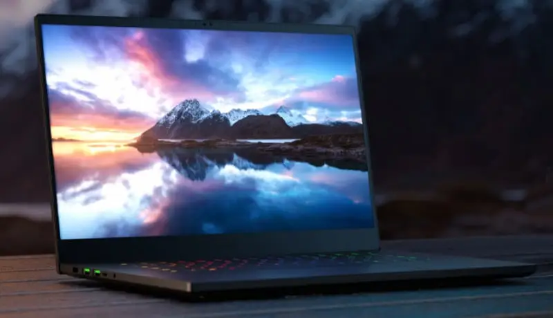 Nowy Razer Blade 15 to pierwszy laptop z ekranem OLED 240 Hz