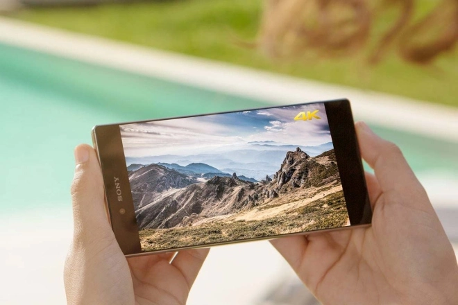 Sony Xperia Z5 Premium od dziś w sprzedaży