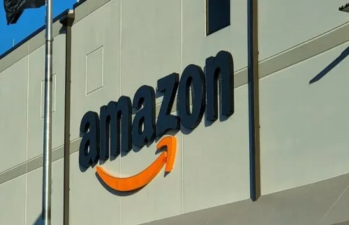 Fałszywe oceny produktów na Amazonie. Zbanowano ponad 600 firm i 3000 sklepów