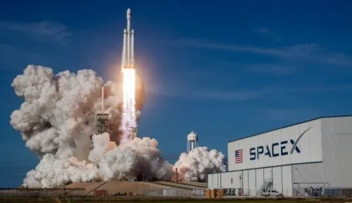 Elon Musk: Jeff Bezos zrobił sobie etat z pozywania SpaceX