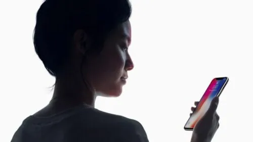 Face ID w iPhonie X ponownie oszukane (wideo)