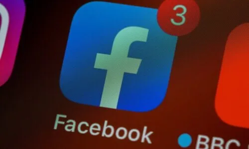 Facebook pozywa twórców rozszerzeń do przeglądarki Chrome