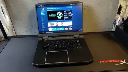 YouTuber przerobił peceta w gamingowy laptop. Efekty zaskakują