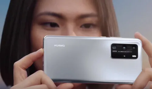 Huawei przyłapane. Firma użyła lustrzanki zamiast smartfona do promocji zdjęć