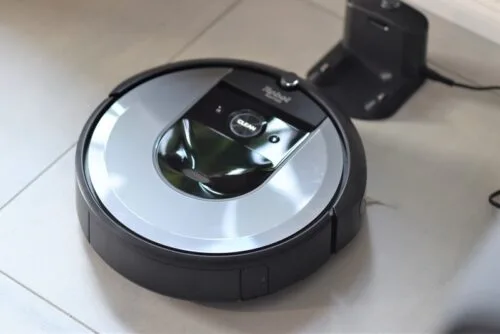 iRobot Roomba i7 – test robota sprzątającego