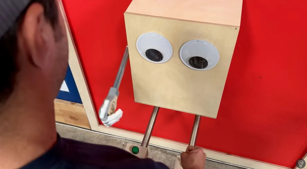 kamień-papier-nożyce robot mark rober