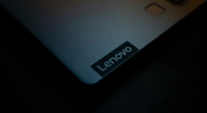 Lenovo może pracować nad bardzo dziwnym laptopem