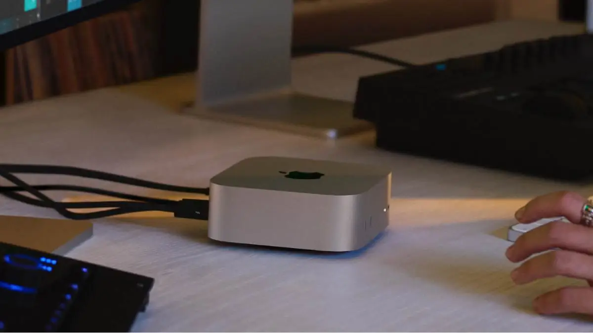 Mac mini odmieniony. Jest mniejszy, tańszy i potężniejszy