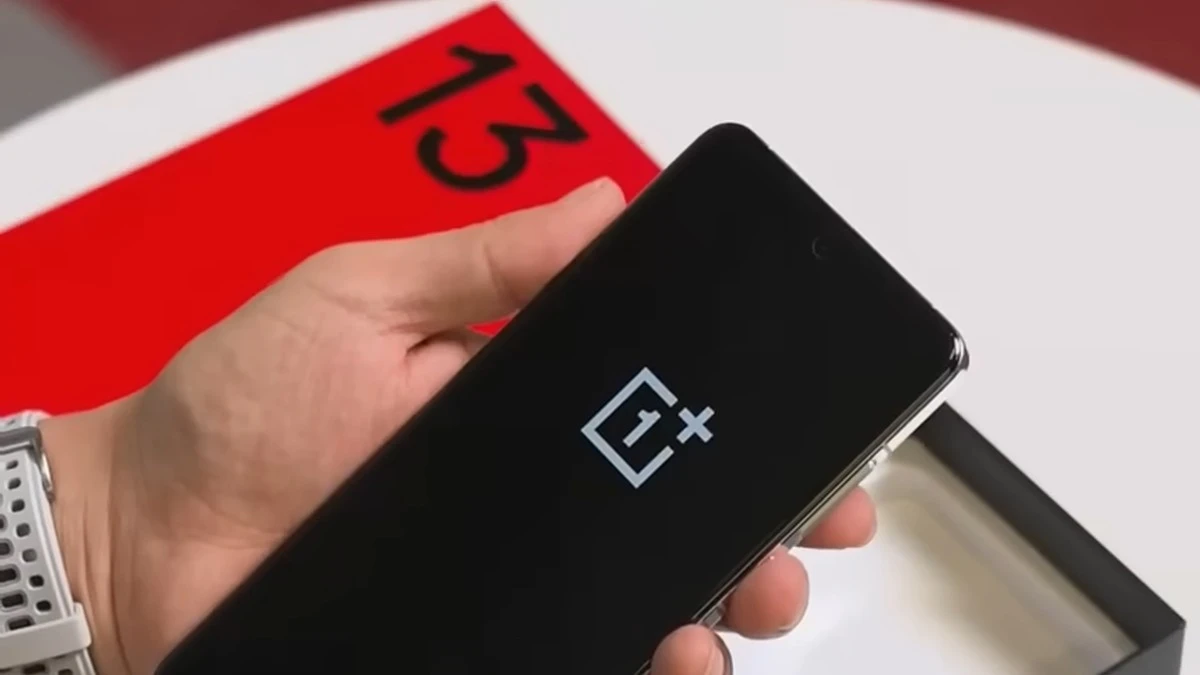 OnePlus 13 na oficjalnym unboxingu, choć premiera dopiero za tydzień