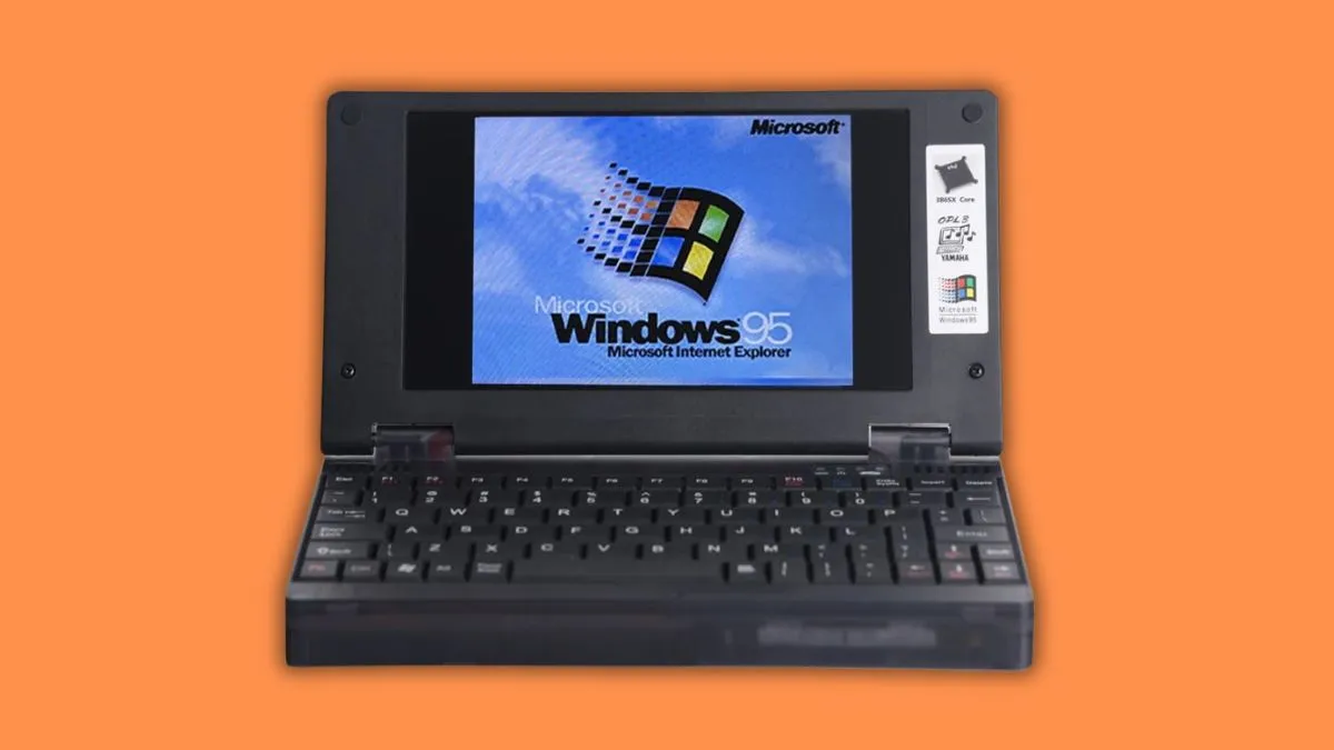 Pocket 386 to kieszonkowy retro laptop, wywołujący dysonans