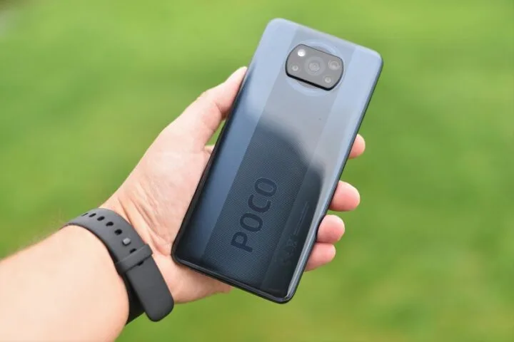 POCO X3 dostaje Androida 11 z MIUI 12!