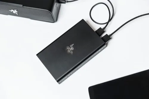 Razer przedstawia Power Bank, którym naładujesz laptopa