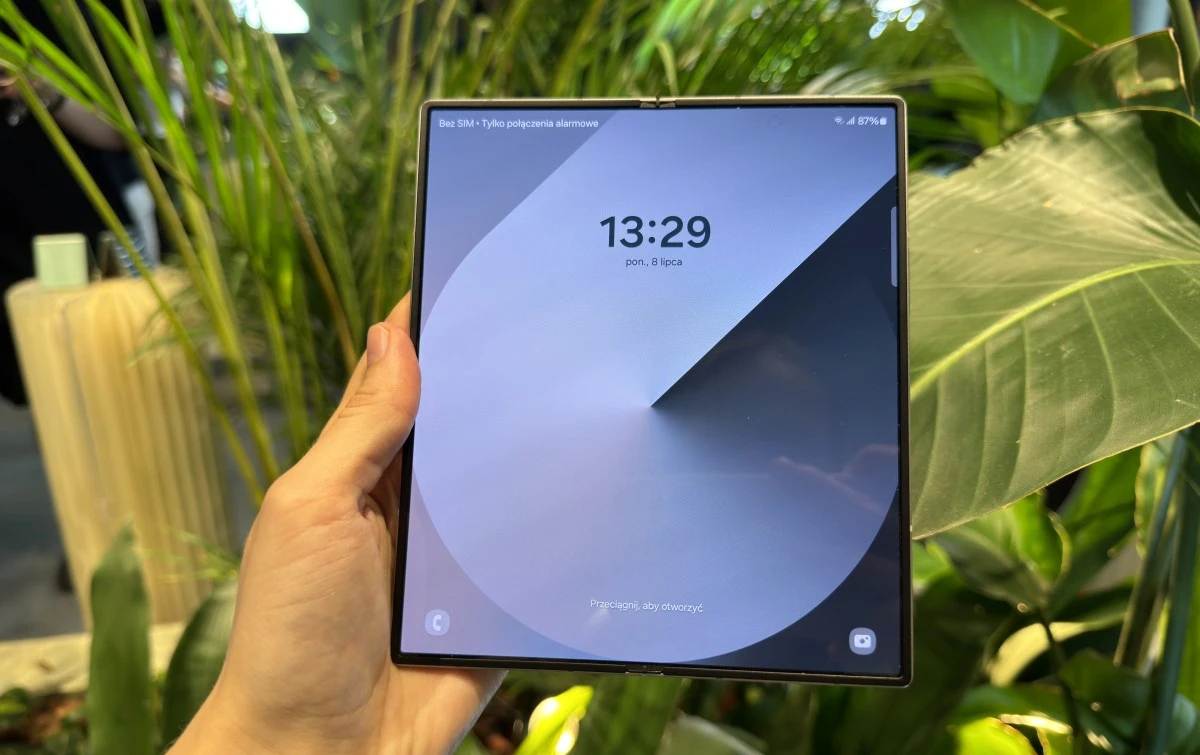 Samsung Galaxy Z Fold 6