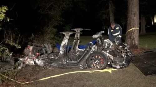 Autopilot Tesli znów zawiódł? Tym razem zginęły dwie osoby