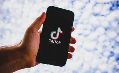 TikTok chce uciec z Chin? Problemy z prywatnością narastają