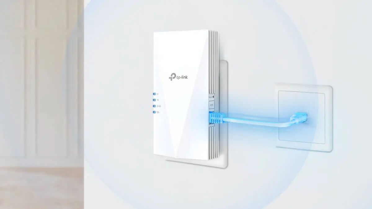 Wzmocnij sygnał WiFi 6 ax w domu. Extendery TP-Link RE500X i RE600X V2 z OneMesh