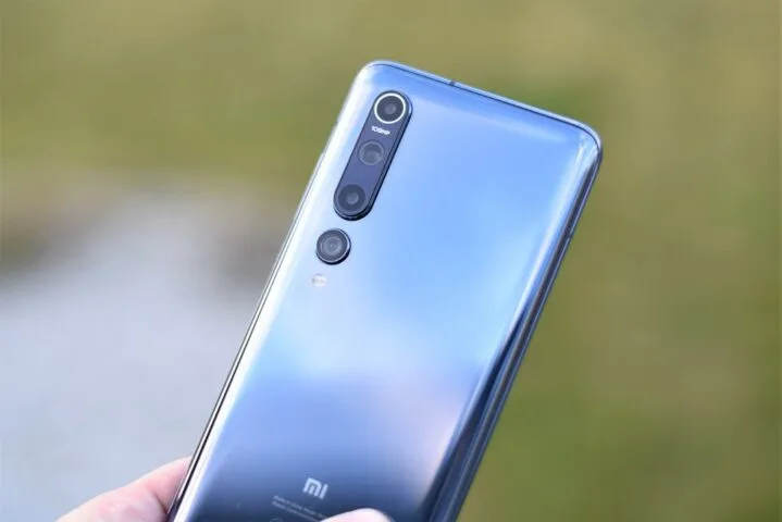 Xiaomi przygotowuje średniaka, który zaskoczy specyfikacją